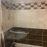 Super T2 Avec Piscine 3eme ליון